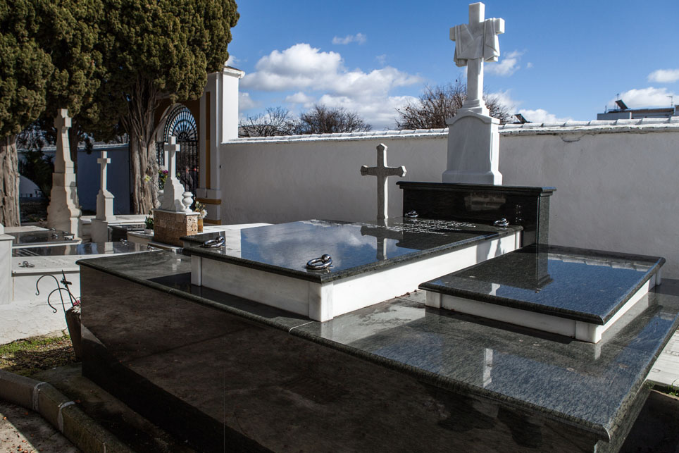 Panteon Modelo P014