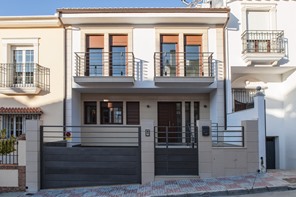 Emplacado exterior viselado