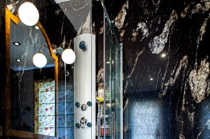 Emplacado Baño en Titanium